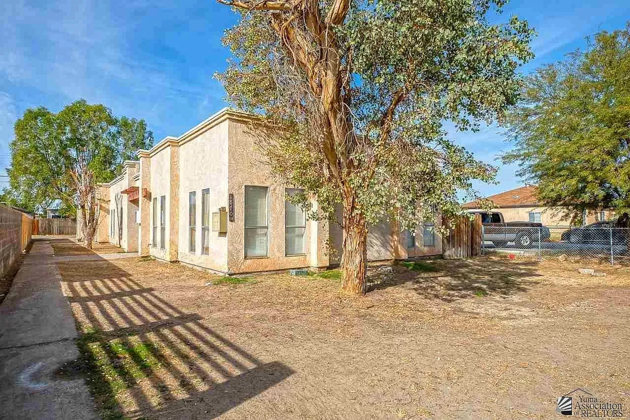 2 bed, 1.0 bath, 756 sqft, $1,150 — Photo 1