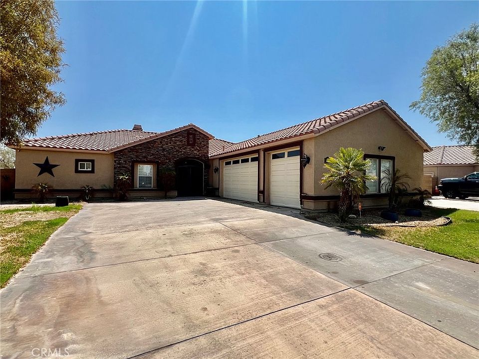 1st image of 2798 Clearwater Dr