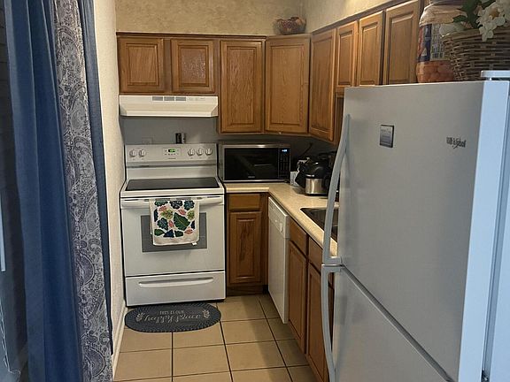 4th image of 209 W Miracle Strip Pkwy APT C106