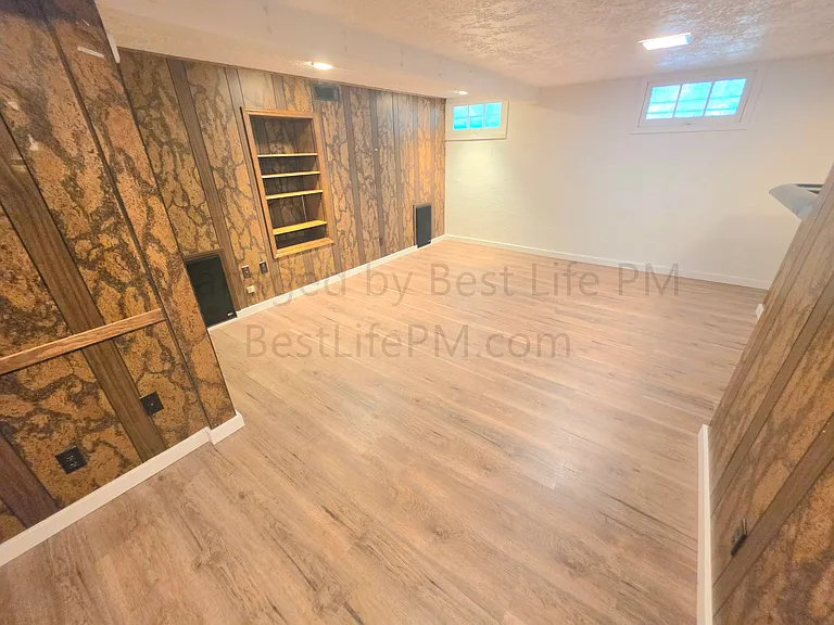4526 NE 77th Ave — Photo 28