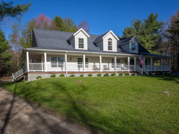 4991 Millis Rd, North Branch, MI 48461