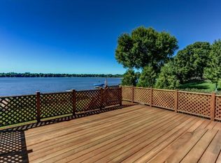 17253 Weaver Lake Dr, Maple Grove, MN 55311