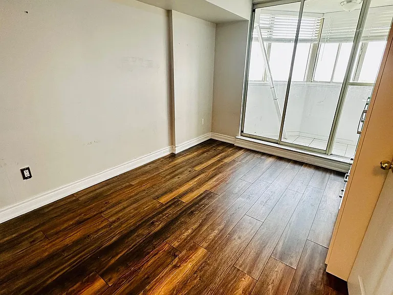 400 Webb Dr #1101 — Photo 9