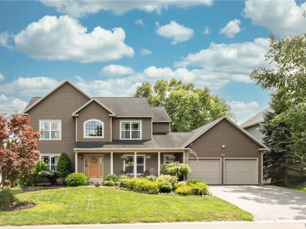 3482 Van Wie Dr E, Baldwinsville, NY 13027