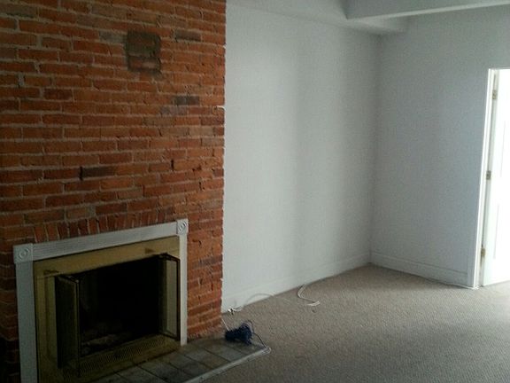 Living room gas fire place