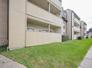 8427 Hearth Dr APT 2, Houston, TX 77054