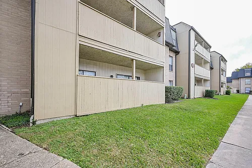 8427 Hearth Dr #2 Photo 1
