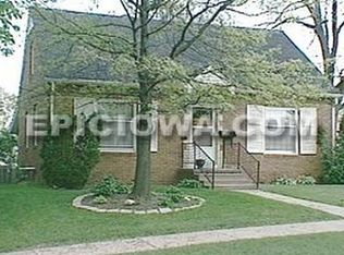 2231 Hamilton St SW, Cedar Rapids, IA 52404