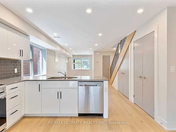 2nd image of 41 Bowie Ave