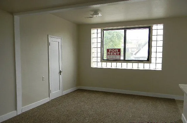 174 E Flaming Gorge Way