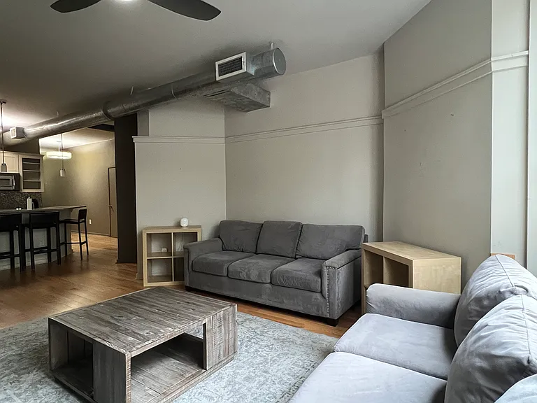 800 Peachtree St NE #8217 — Photo 1