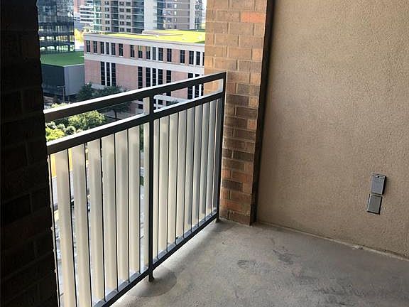 5th image of 2212 McKinney Ave #1109