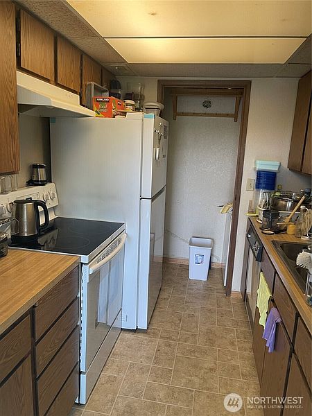3rd image of 9515 NE 180th Street #C303