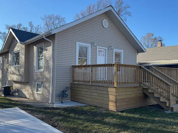 323 N Illinois Ave, Kankakee, IL 60901