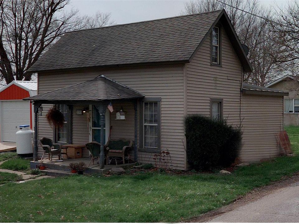 2793 Front House 
