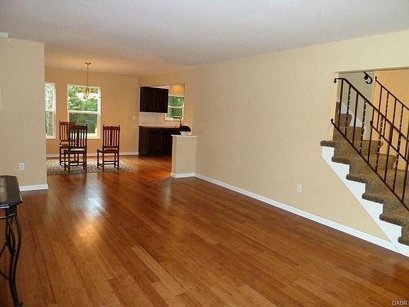 4th image of 4601 Silver Oak St