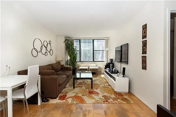 Rented by Park River | media 1