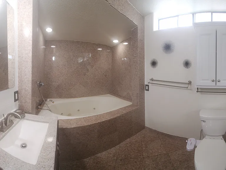 1068 Fairhill Ter — Photo 18