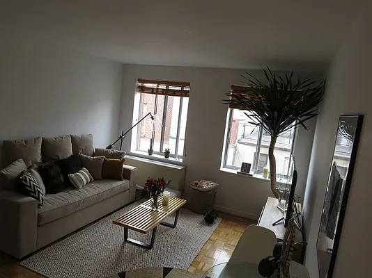 Rented by Owner | media 25