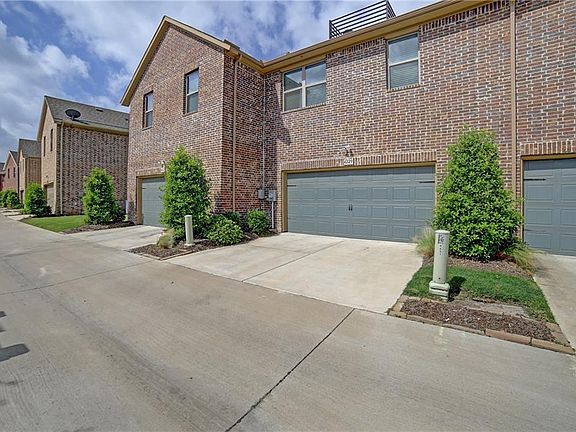 3rd image of 4229 Cascade Sky Dr