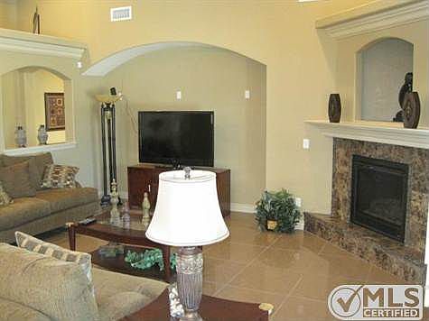 2nd image of 14200 Hunter Creek Dr
