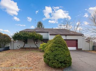211 Arkansas Ave, Toms River, NJ