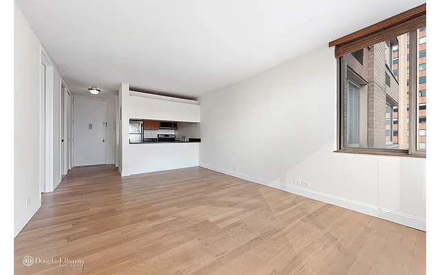 Rented by Douglas Elliman | media 7