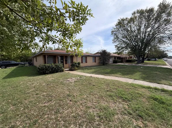 849 N 60th St, Waco, TX 76710