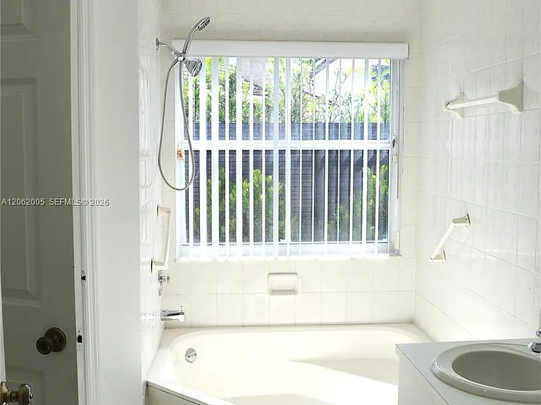 8328 SW 163rd Ave — Photo 16