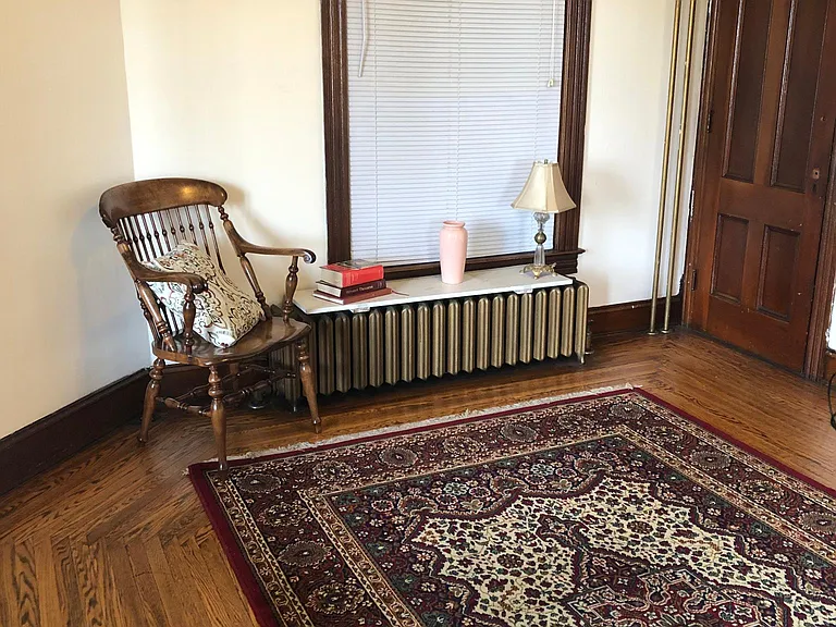 101 Hospital Pl #1 — Photo 3
