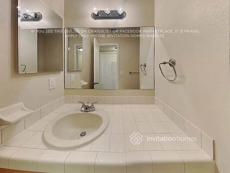 7807 Capwood Ave — Photo 17