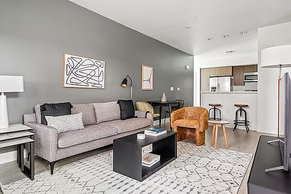 1st image of 428 3rd Ave #3B