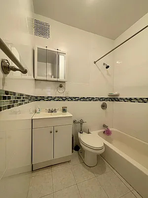 Rented by Bond New York | media 13