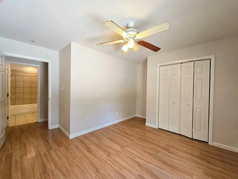 4516 Russell Dr #B — Photo 8