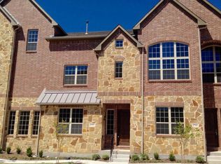 2757 Troutt Dr, Carrollton, TX 75010