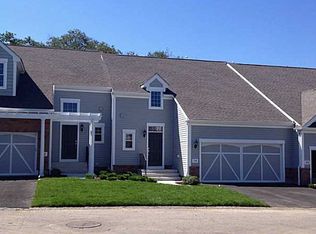 24 Mystic Dr, South Kingstown, RI 02879