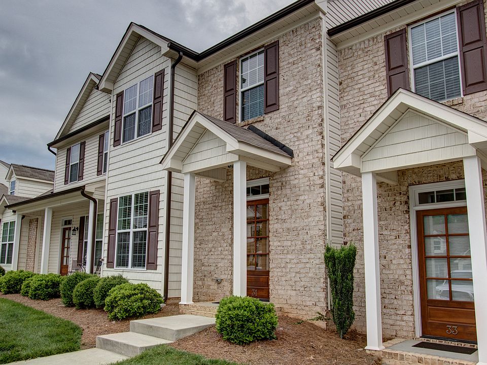 1st image of 31 Nandina Dr