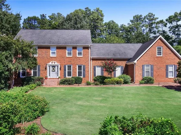 961 Mountain Brook Ln NW, Marietta, GA 30064