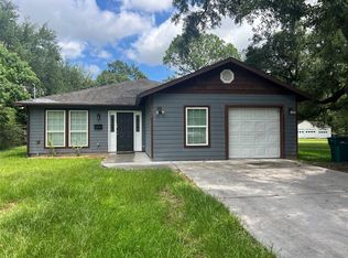 1037 Yupon St, La Marque, TX 77568