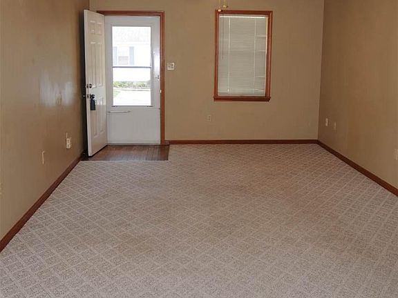 5th image of 2910 E Moore Ave APT 14