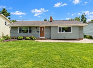 10869 Lafayette Dr, Parma Heights, OH 44130