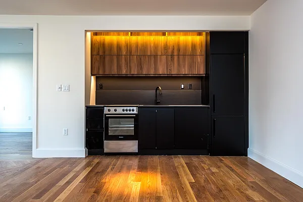 Rented by Nooklyn NYC LLC | media 41