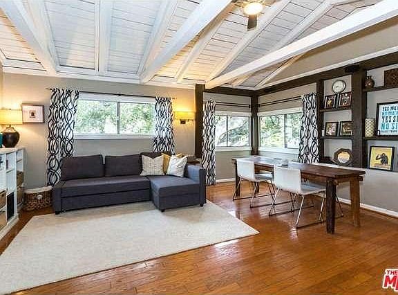 5th image of 2108 Loma Vista Pl