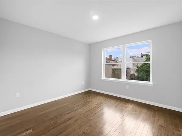 45 Franklin Street image 17 of 23