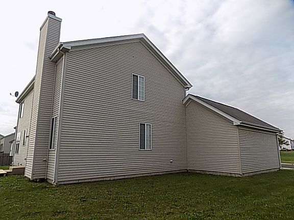 5th image of 3225 Julie Ln