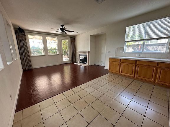 4th image of 1417 Haddington Dr