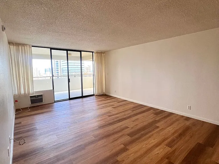 1255 Nuuanu Ave #3001 — Photo 3