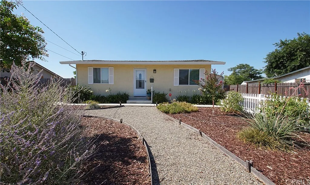 329 Yuba St photo 1