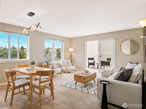 5624 Roosevelt Way NE #302, Seattle, WA 98105