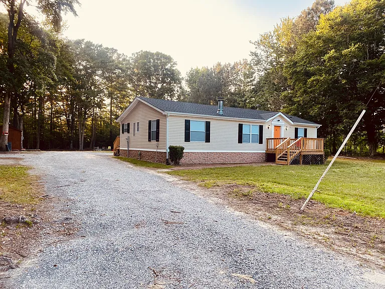 Chippokes Rd — Photo 44